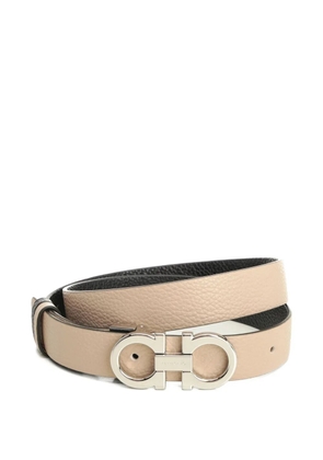 Ferragamo Gancini reversible textured-leather belt - Neutrals