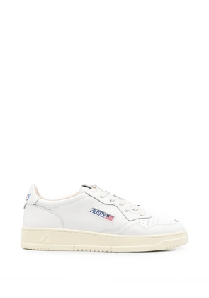 Autry Medalist leather sneakers - White