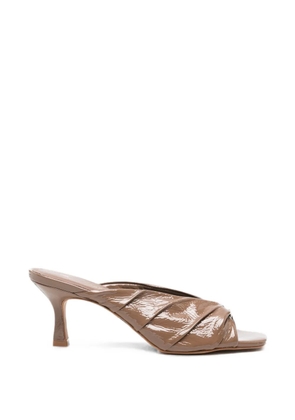 CARRANO ruched crossover-strap sandals - Brown