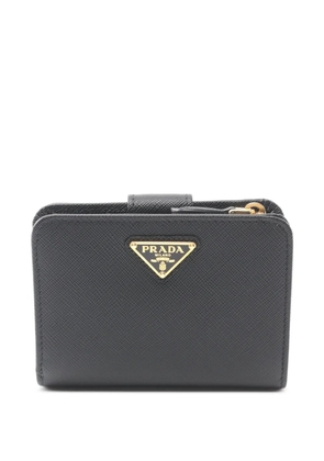 Prada Pre-Owned 2000s Saffiano Triang bi-fold wallet - Black