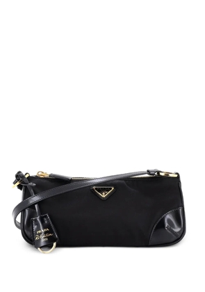 Prada Pre-Owned Re-Edition 2002 Re-Nylon and Leather shoulder bag - Black