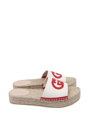 Gucci Pre-Owned Pilar Interlocking G espadrille sandals - White