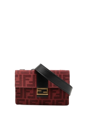 Fendi Pre-Owned 2010-2026 Zucca Canvas Convertible Baguette Pouch crossbody bag - Red