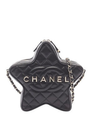 CHANEL Pre-Owned 2021-2026 Quilted Lambskin Walk Of Fame Star crossbody bag - Black