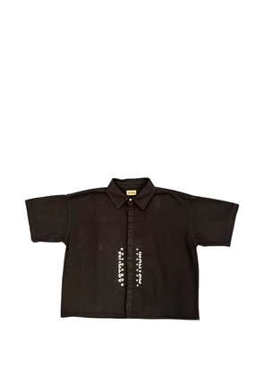 astrum logo-detail short-sleeve shirt - Black