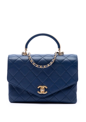 CHANEL Pre-Owned 2019 CC Quilted Calfskin Metal Top Handle Envelope Flap satchel - Blue