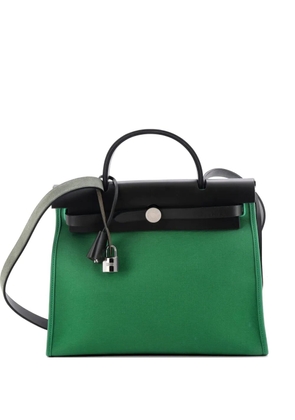 Hermès Pre-Owned Herbag Zip Leather and Toile 31 shoulder bag - Green