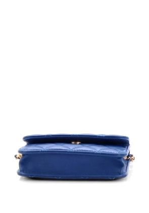 CHANEL Pre-Owned Pearl Crush Flap Clutch with Chain Quilted Lambskin Mini crossbody bag - Blue