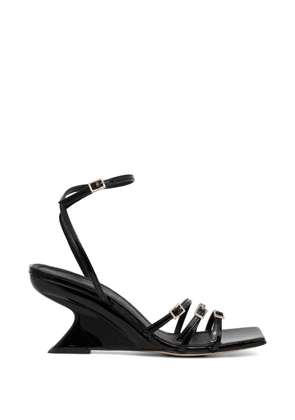 Souliers Martinez Eden buckled patent-finish pumps - Black