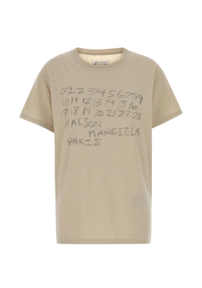 Maison Margiela Numerical logo-print crew-neck T-shirt - Neutrals