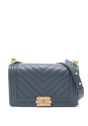 CHANEL Pre-Owned 2018 Boy Chanel chain shoulder bag - Blue