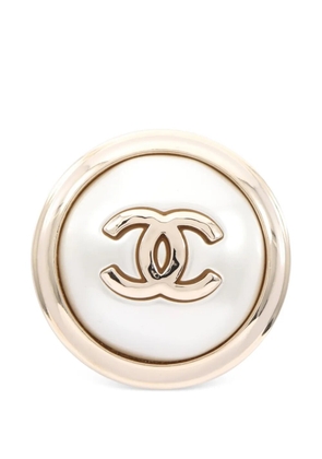CHANEL Pre-Owned 1986-1988 faux-pearl brooch - Gold
