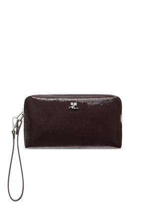 Courrèges logo-plaque patent-leather wash bag - Brown