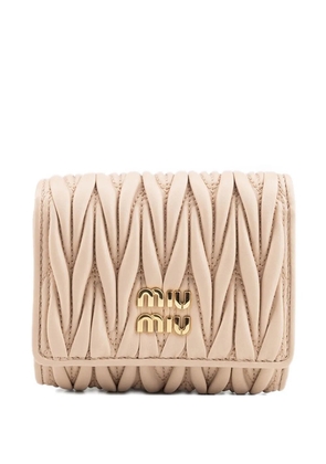 Miu Miu matelassé leather wallet - Neutrals