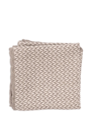Brunello Cucinelli chevron-knit pocket scarf - Neutrals