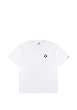 AAPE BY *A BATHING APE® logo-patch graphic-print T-shirt - White