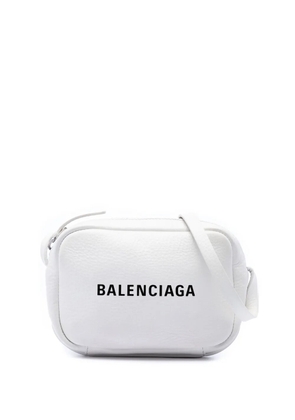 Balenciaga Pre-Owned 2018 Leather Everyday Camera Bag XS crossbody bag - White