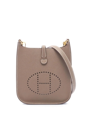 Hermès Pre-Owned 2024 Epsom Evelyne Sellier 16 crossbody bag - Grey