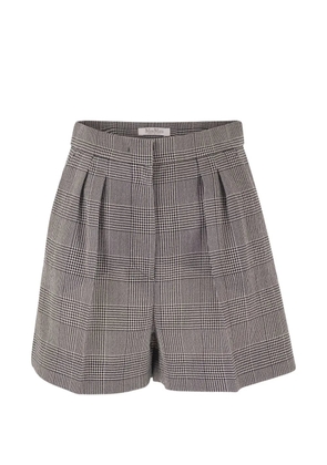Max Mara Prince of Wales check pleated shorts - Neutrals