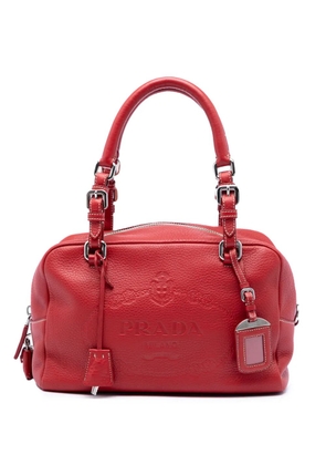 Prada Pre-Owned 2000-2026 Vitello Daino Embossed Logo Bauletto shoulder bag - Red