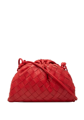 Bottega Veneta Pre-Owned 2012-2026 Nappa Intrecciato The Mini Pouch crossbody bag - Red