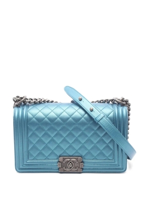CHANEL Pre-Owned 2017-2018 Boy Chanel quilted shoulder bag - Blue