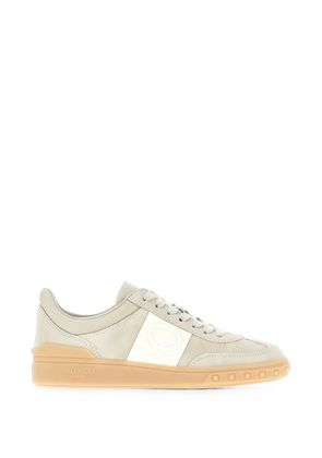 Valentino Garavani Upvillage Rockstud panelled sneakers - Neutrals