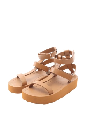 Hermès Pre-Owned 2010s Enid buckle sandals - Neutrals