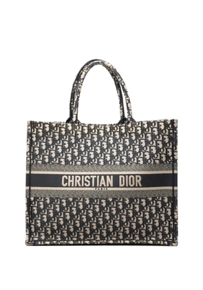 Christian Dior Pre-Owned 2021 Large Oblique Embroidered Canvas Book tote bag - Blue