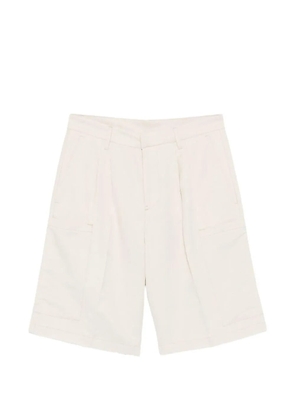 Costumein pleated cargo shorts - White