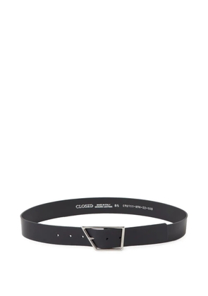 Closed leather belt - Black