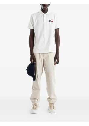 Moncler logo-patch piqué polo shirt - White