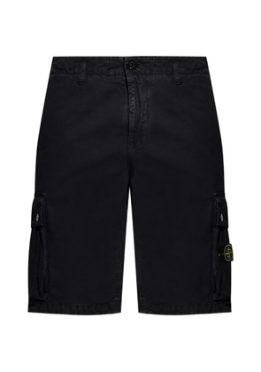 Stone Island logo-patch cargo shorts - Black