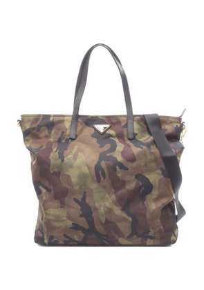 Prada Pre-Owned 2010s camouflage Saffiano leather tote bag - Green