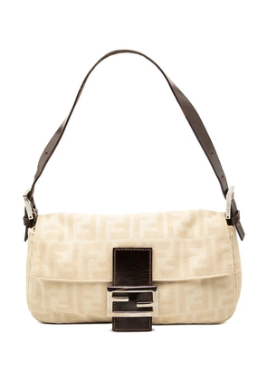 Fendi Pre-Owned 20th Century Zucca Canvas Baguette shoulder bag - Neutrals