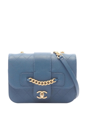CHANEL Pre-Owned 2017-2018 Front Chain Calfskin Flap crossbody bag - Blue