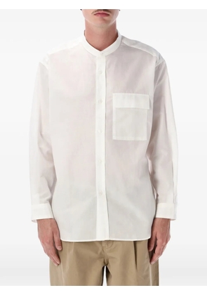 Still by Hand band-collar flap-pocket shirt - White