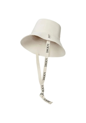 LOEWE logo-patch logo-strap bucket hat - White