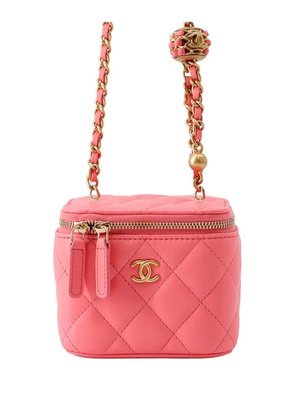 CHANEL Pre-Owned 2021 Mini Quilted Lambskin Pearl Crush Vanity Case With Chain crossbody bag - Pink
