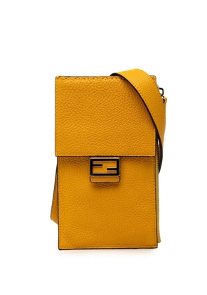 Fendi Pre-Owned 2010-2026 Leather Baguette Phone crossbody bag - Yellow