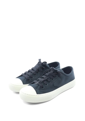 Prada Pre-Owned Triangle patch sneakers - Blue
