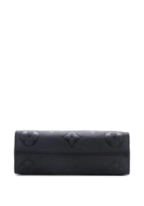 Louis Vuitton Pre-Owned OnTheGo Monogram Empreinte Giant East West tote bag - Black
