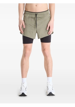 On Performance Volt layered shorts - Green