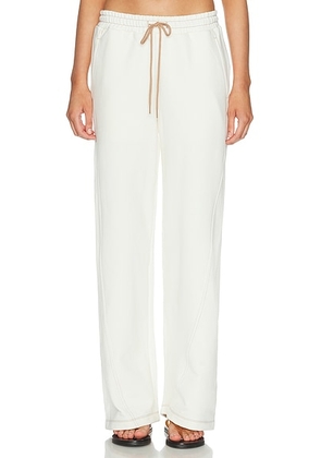 THE UPSIDE Arkana Estelle Barrel Pant in Natural - Cream. Size XS (also in M, L).