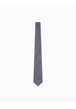 Tie in silk