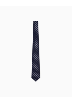 Tie in silk