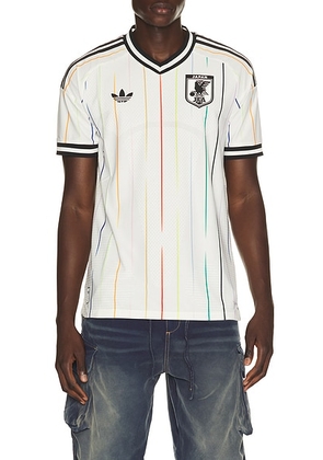 Adidas Originals JFA Japan 26 Away World Cup Jersey in Off White & Black - White. Size M (also in XL/1X).