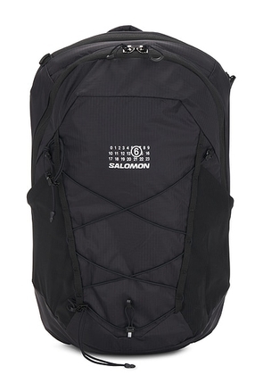 MM6 Maison Margiela Xt-15 Mm6 Rain Cover Backpack in Black & White - Black. Size all.