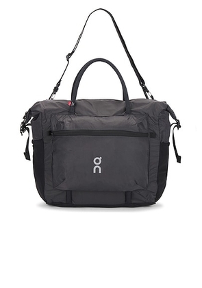 On Track Pack 35l Lite in Magnet - Black. Size all.
