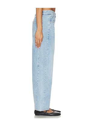AG Jeans Hattie Barrel Jean in Blue. Size 23. Also in 26, 24, 25, 27, 28, 29, 30, 31, 32.